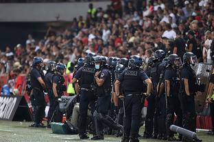 世俱杯-伊尔迪兹双响 尤文4-1维达德暂居小组第一 [国际足球世俱杯]