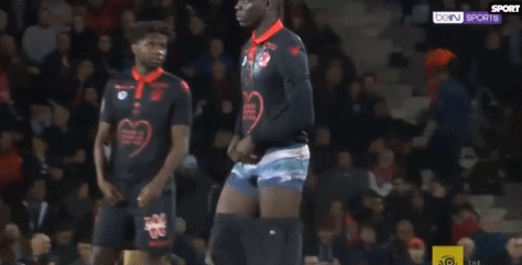 王非：胡金秋特点鲜明 关键时刻心态稳定