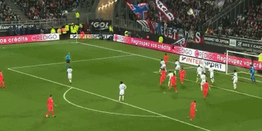 Xbox大作《完美黑暗》被砍细节曝光！