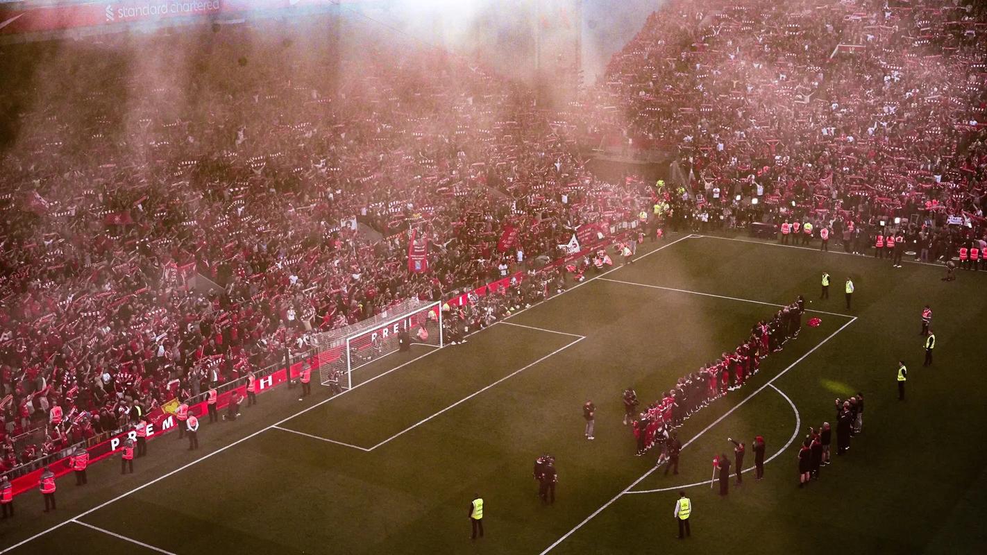 记者：若罗马获得欧冠或欧联资格，将触发马伦的条款