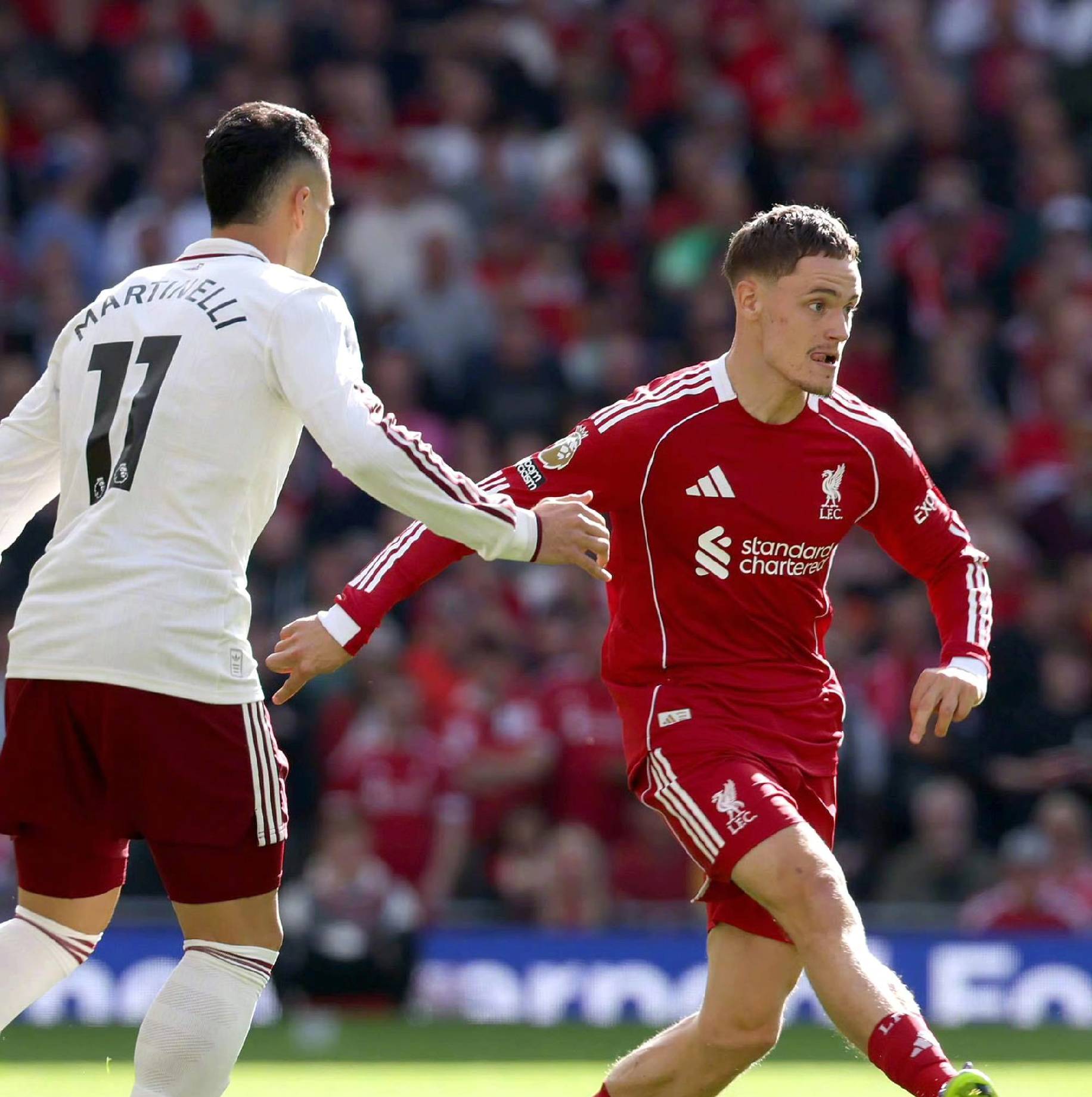 阿隆索遭架空！欲祝贺巴萨夺冠遭叫回 姆巴佩带头反他+率全队离场