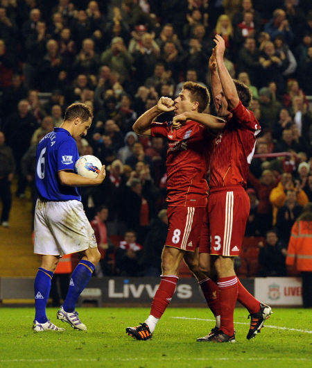 布克21+11詹姆斯23+6 太阳主场大胜湖人