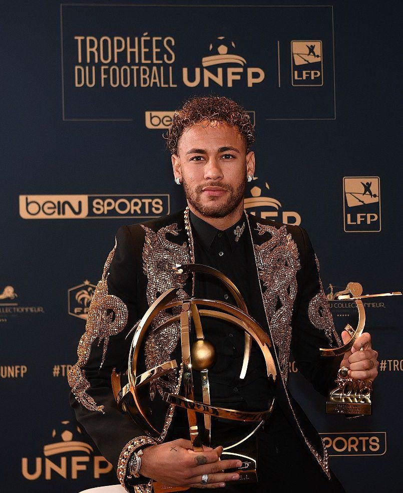 NBA今日最新赛况汇总 强强对话比分结果全解析