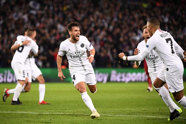 NBA爆冷！独行侠110-104击败火箭，汤普森20+12杜兰特空砍34分